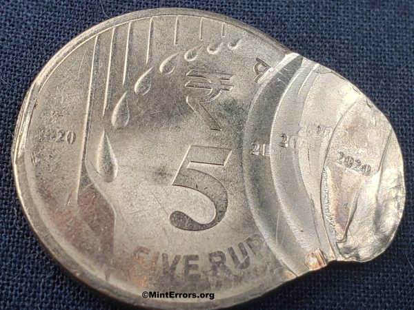 Multiple struck major mint error coin - 2020 India 5 Rupees - Image 2